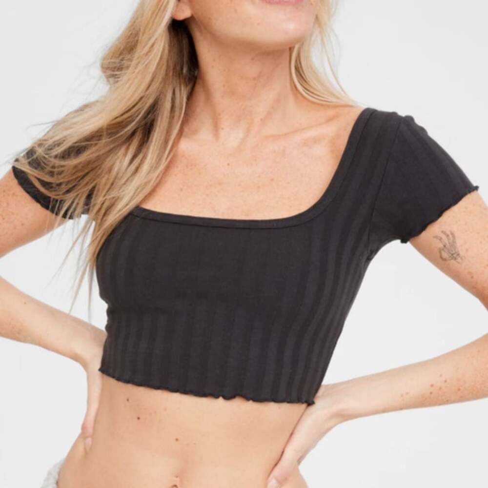 OFFLINE By Aerie Black Striped Lettuce Trim OG Groove Crop Tee Basic Top Medium